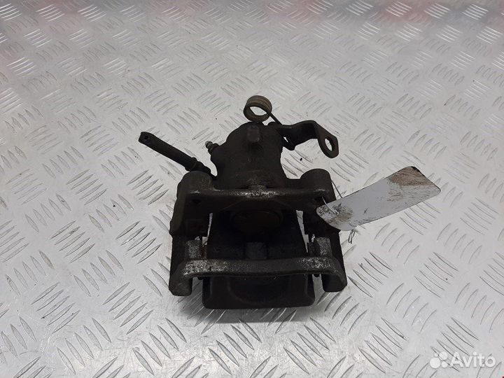 Суппорт задний правый для Opel Meriva A 93176083