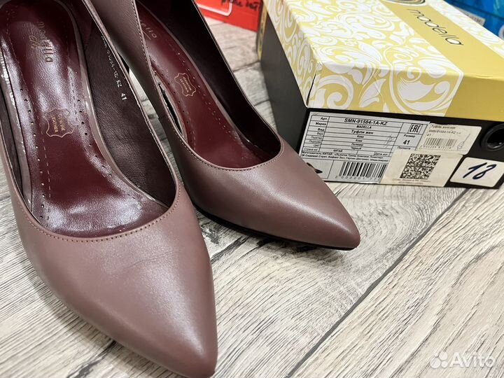 Туфли женские 41 размер на шпильке