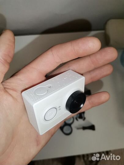 Экшн камера xiaomi yi