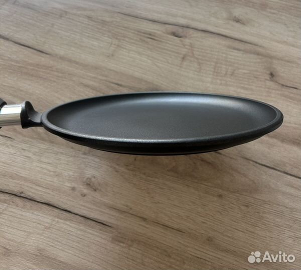 Сковорода новая для блинов 24 см