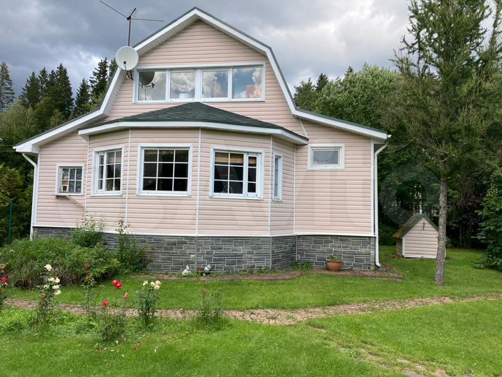 Дом 89,9 м² на участке 12,3 сот.