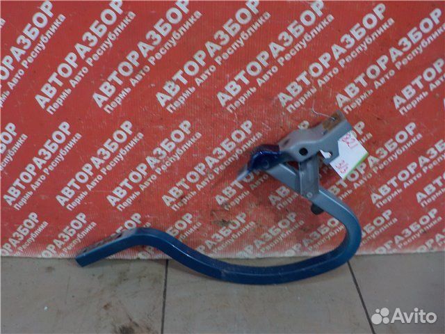 Петля багажника задняя правая Kia Rio 3 S4 G4FC