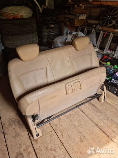 Диван Hyundai Grand Starex