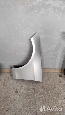 Крыло левое mercedes w212