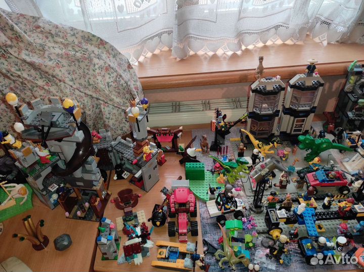 Лего студия с камерой и коллекция лего