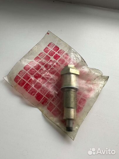 Натяжитель цепи Mercedes