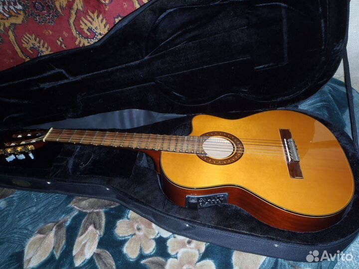 Электроакустика Martinez скалопирована + Кофр