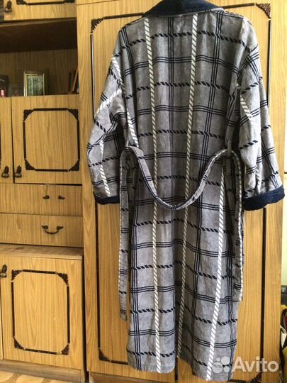 Халат муж махровый. Размер 52-56.Турция