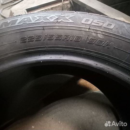 Dunlop Sport Maxx RT 225/55 R18