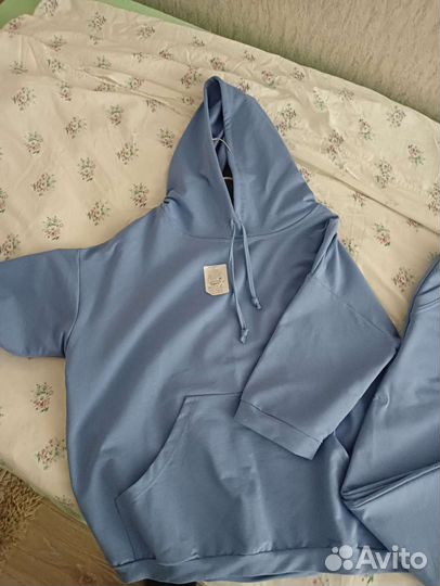 Костюм спортивный