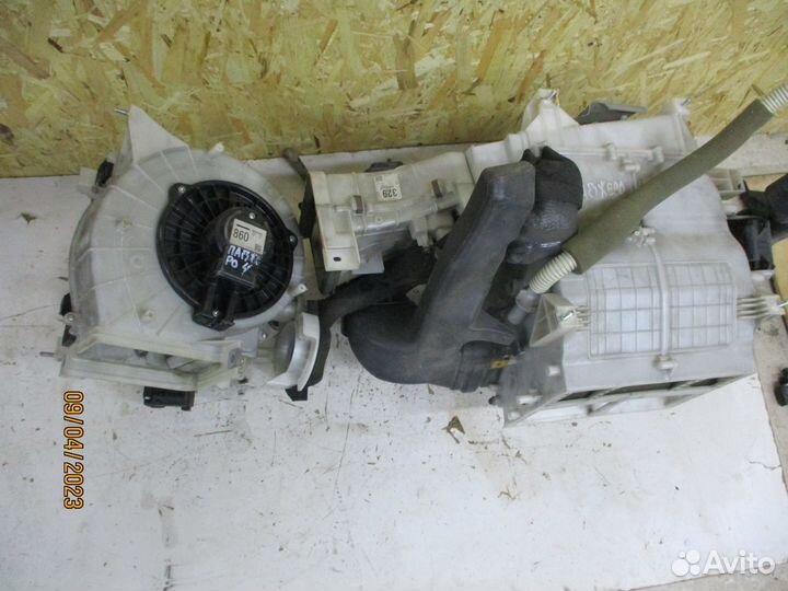 Испаритель кондиционера Митсубиси Паджеро 4