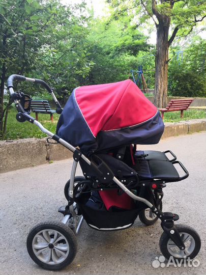 Продаётся коляска для двойни 2 в 1