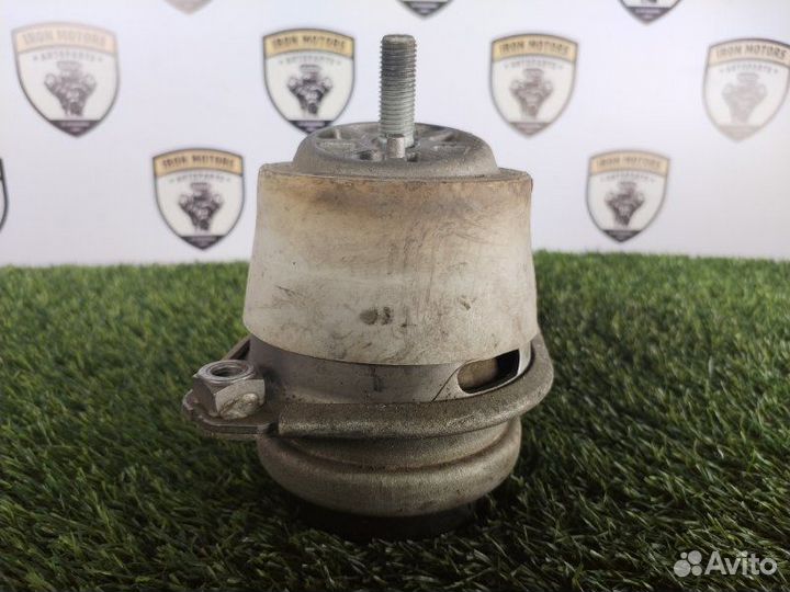 Подушка двигателя правая Porsche Cayenne 957 2010