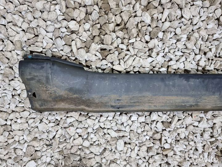 Накладка порога левая Паджеро 4