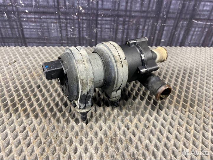 Электрическая помпа Audi Allroad C5 ARE 2002