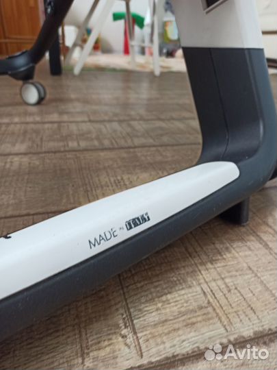 Детский стульчик для кормления Peg Perego