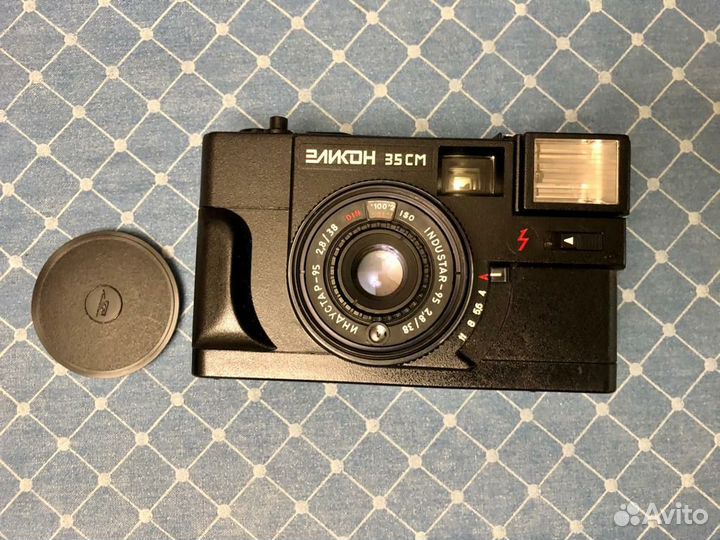 Плёночный фотоаппарат