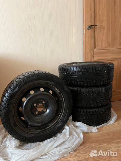 Gislaved Nord Frost 5 195/55 R15 89T