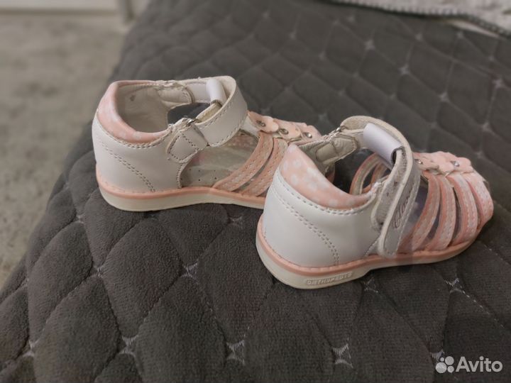 Сандалии для девочки 22 размер