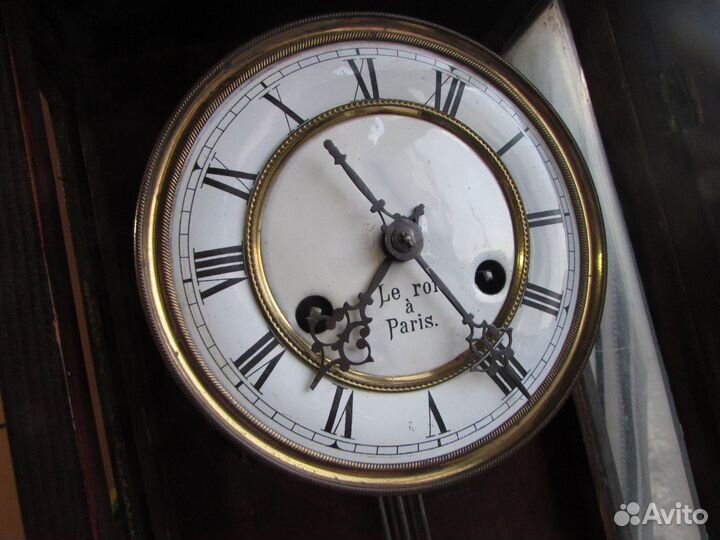 Старинные настенные часы с боем Le Roi a Paris