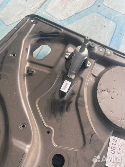 Стеклоподъемник задний левый мех. 3C4839755G