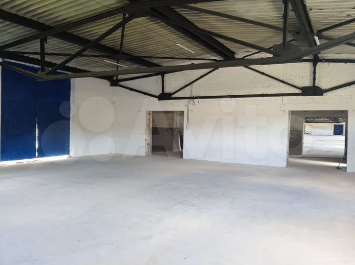 Производство, склад. 1620 м². Ворота 3,0*3,5