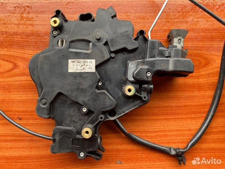 Замок сдвижной двери Vw Transporter T5 BNZ 2006