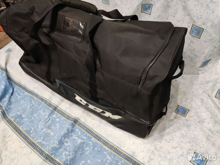 Хоккейный баул на колесах