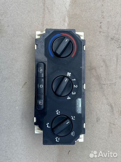 Блок управления климат-контролем Opel Astra H