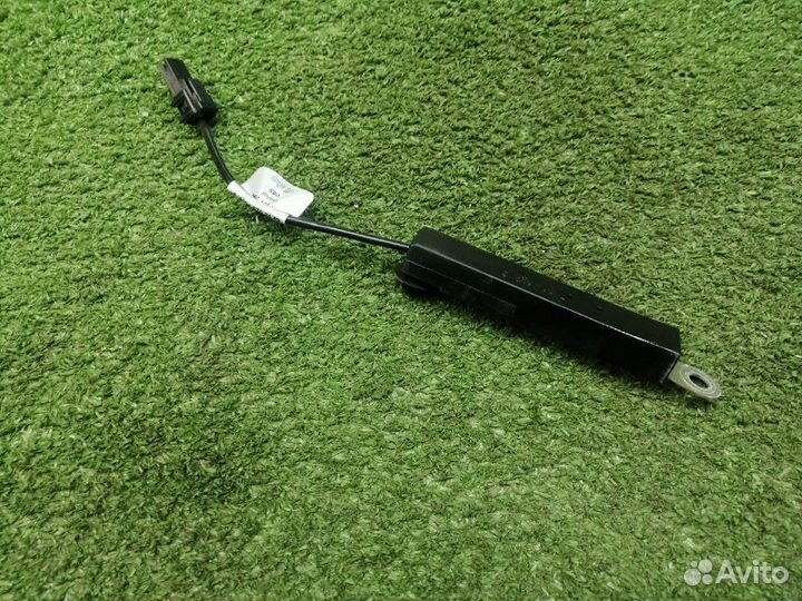 Усилитель антенны Mercedes Glk