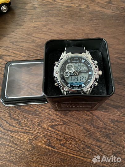 Часы наручные