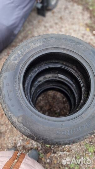 Achilles Winter 101 215/65 R16 98H