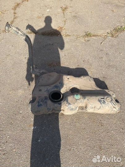 Бак топливный Renault Logan