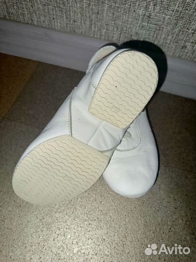 Детские кроссовки для спортивной аэробики