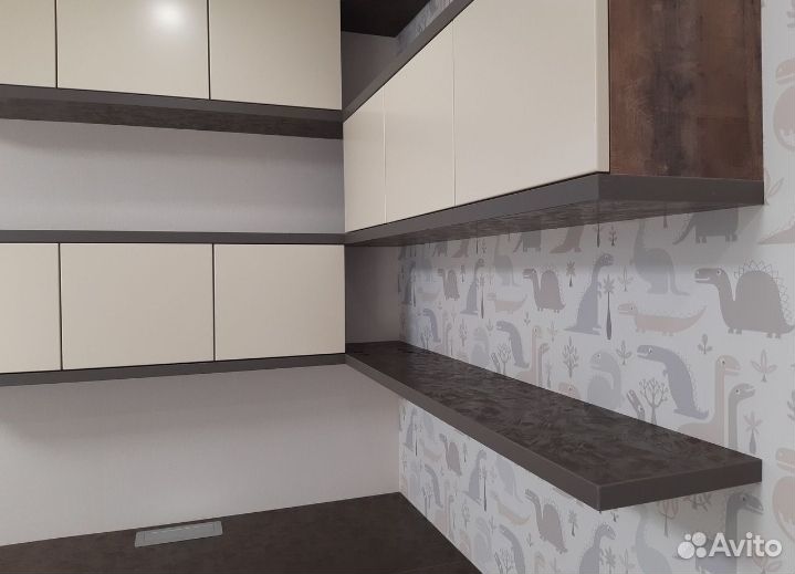 Письменн. стол с полками