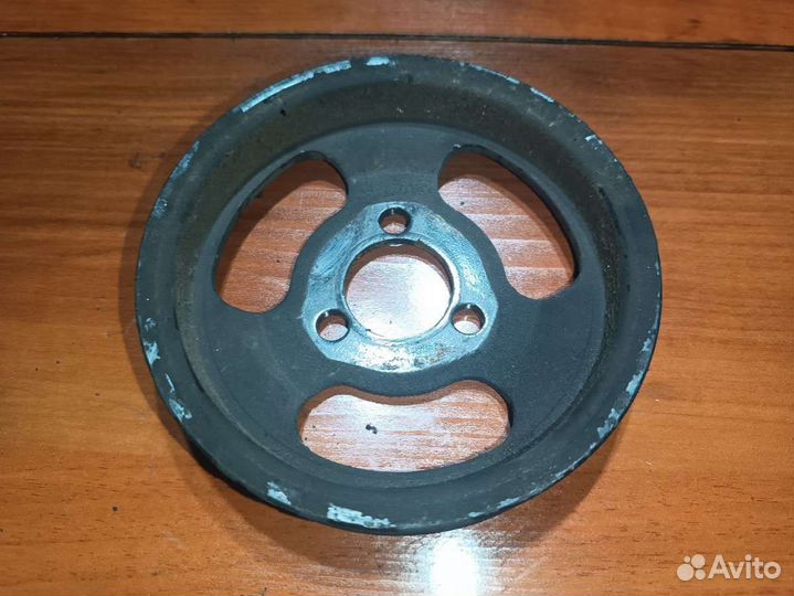 Шкив помпы opel zafira a 2.0 nn