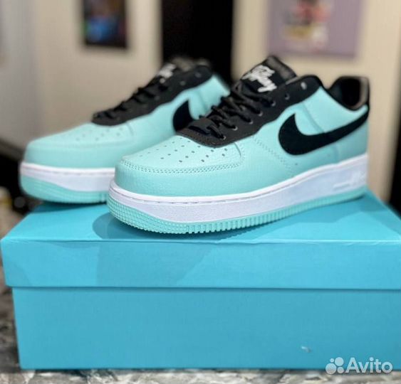 Nike Air Force x Tiffany