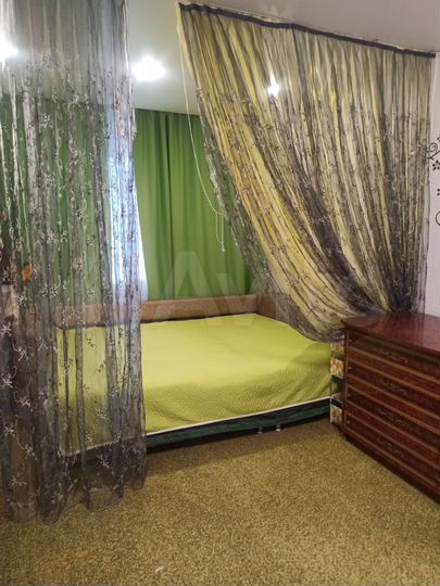 Комната 18 м² в 3-к., 4/5 эт.