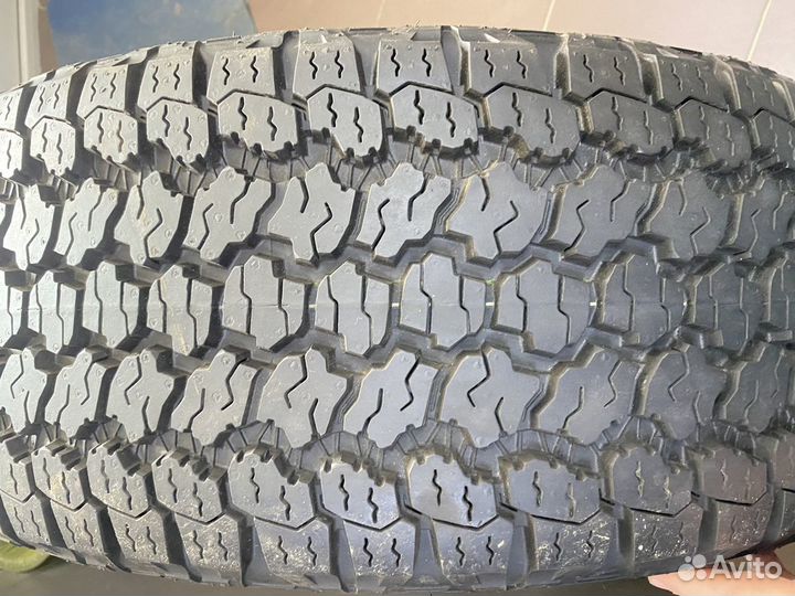 Оригинальное колесо Land Rover Defender L663 R20