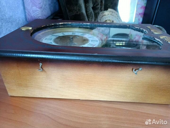 Часы настенные механические с боем