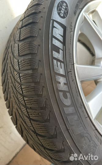 R18 Michelin Latitude Alpin LA2 255/55, PCD 5x120 DIA 74.1