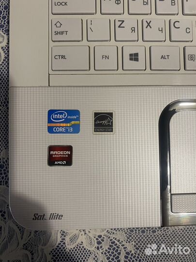 Ноутбук 17дюймов.Toshiba satellite L870