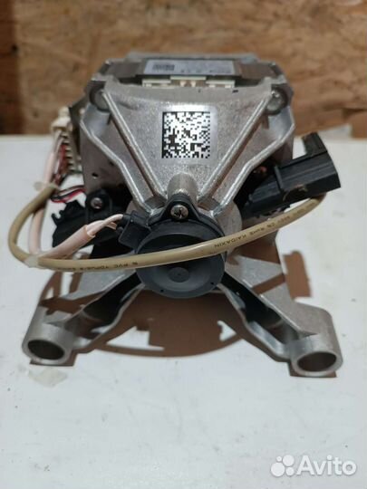 Двигататель стиральной машины Индезит/Indesit