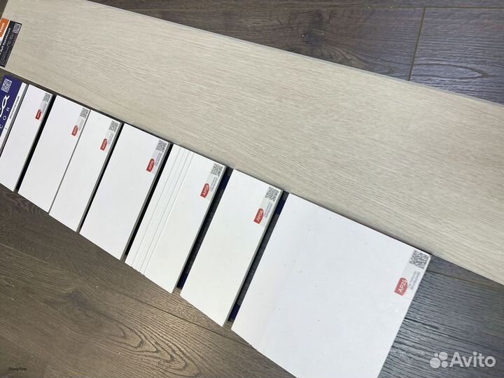 Виниловая плитка / Виниловый пол