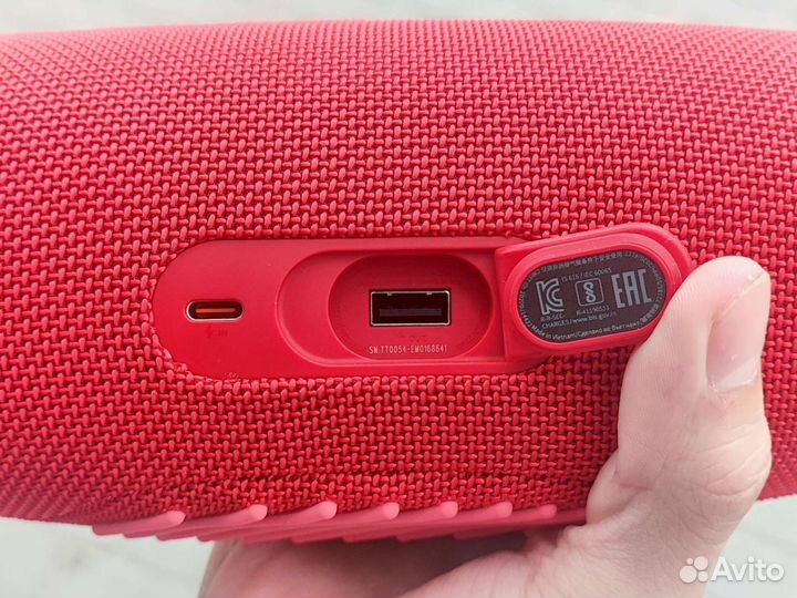 JBL Charge 5 TT идеальная