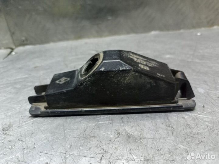 Подсветка номера задняя Renault Sandero 1 K7M