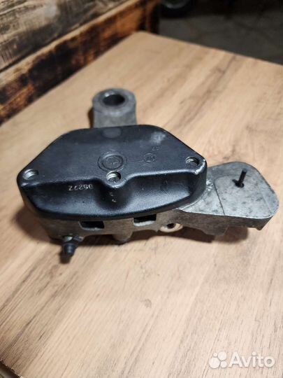 Задний суппорт Dyna