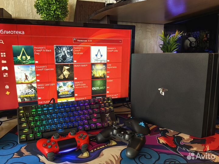 PS4 PRO 1Tb / 2 джостика / игры