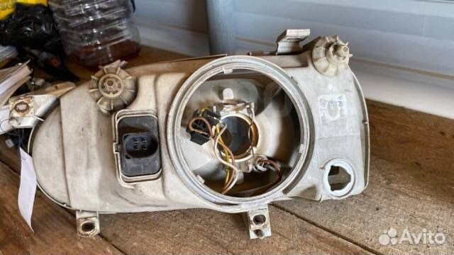 Фары Volkswagen Golf 3