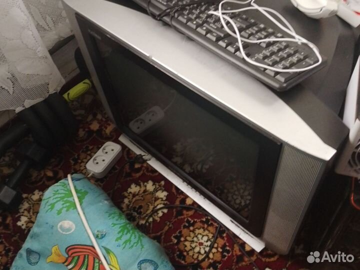 Телевизор ламповый б/у